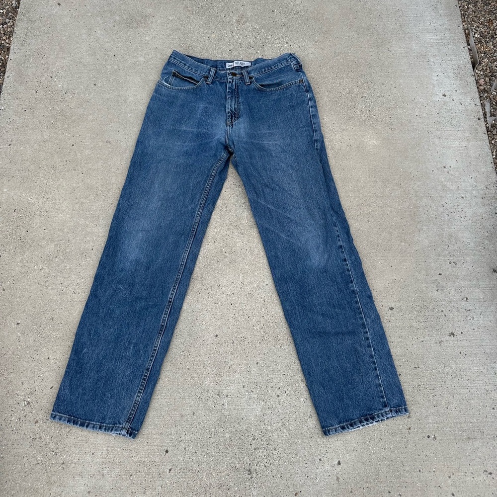 Lee relaxed fit jeans. Slightly worn and are pretty comfortable.